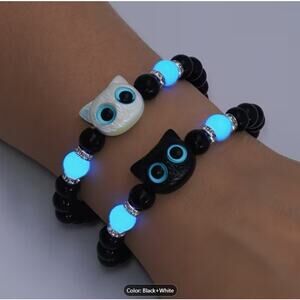 Glow-in-the-Dark Cat Couple Bracelets – Black & White Matching Beaded Set